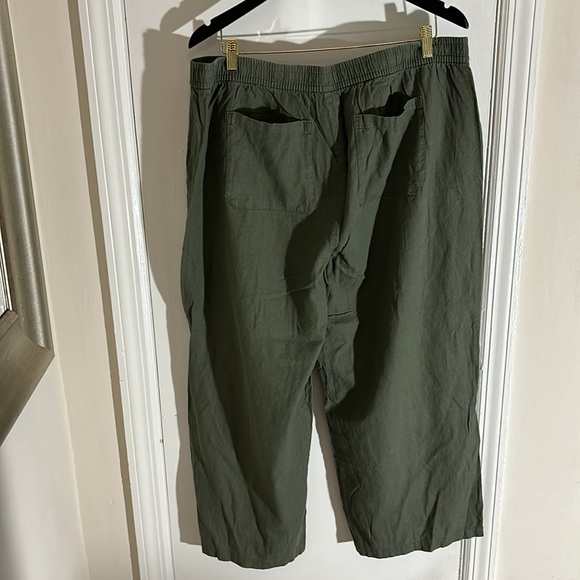 Old Navy Olive Green Linen Wide Leg Pants - Picture 2 of 3